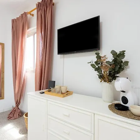 Pensjonat Eden 102 Surfy Stylish Bed&coffee Balcony Granadilla De Abona